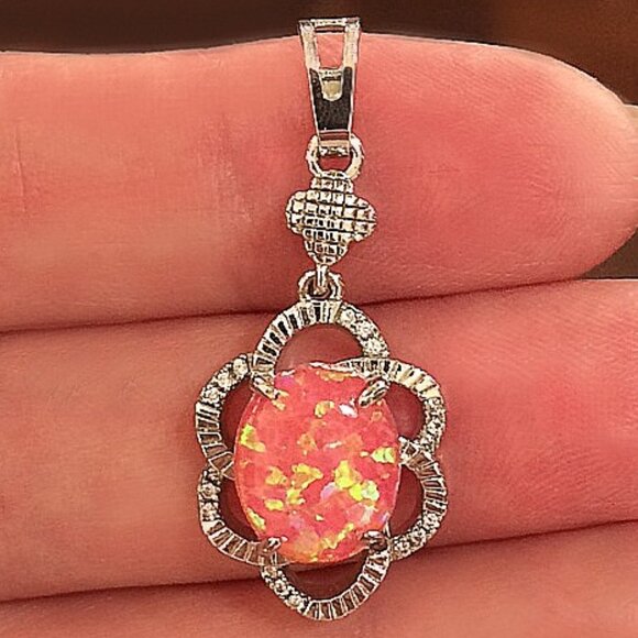 New - Pink Fire Opal Silver Pendant - Includes a Chain - Picture 1 of 1